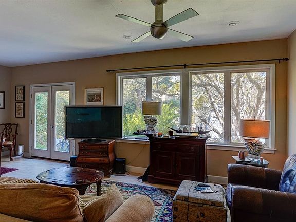 5th image of 604 - 606 Easterby Street