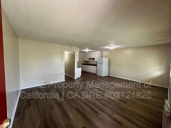 3rd image of 1240 Eunice Ct #17