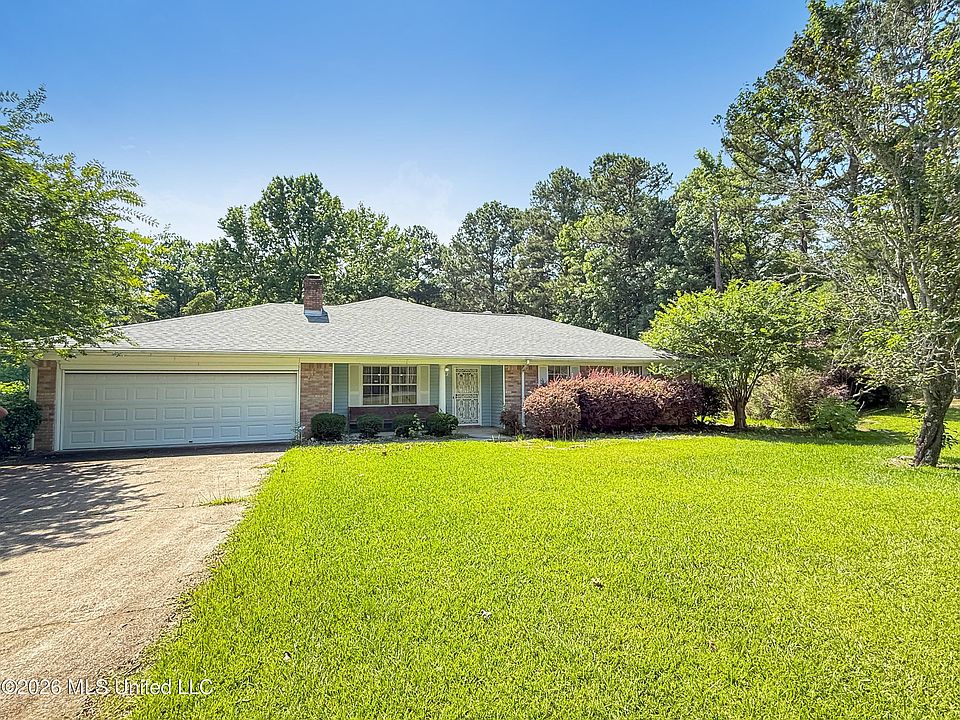 1st image of 310 Henry Cannon Rd