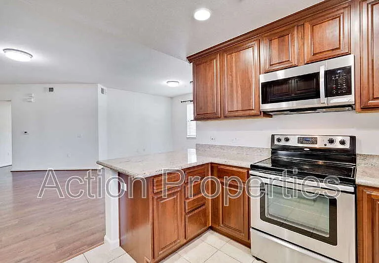 800 S Abel St #100 — Photo 7