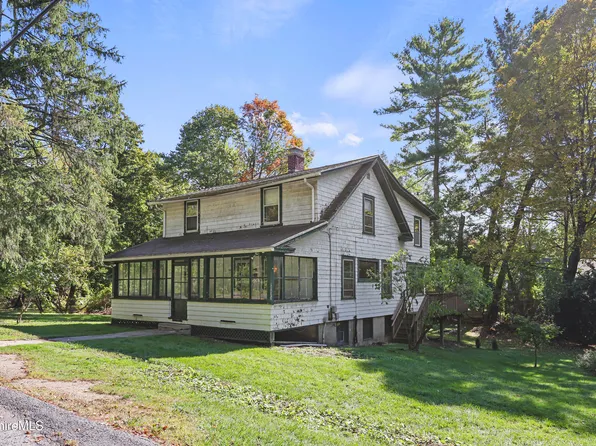 2 East St, Stockbridge, MA 01262