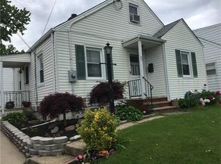 50 Clauss St, Carteret, NJ 07008