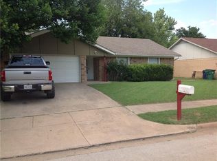 6021 Ridgecrest Dr, Watauga, TX 76148