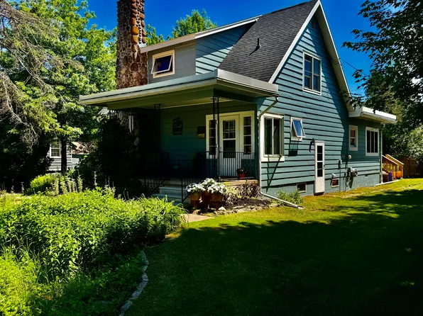 423 Parnell Ave, Sault Sainte Marie, MI 49783