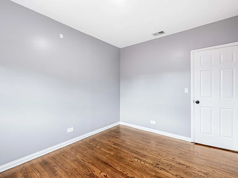 3841 W Eddy St #2 — Photo 7