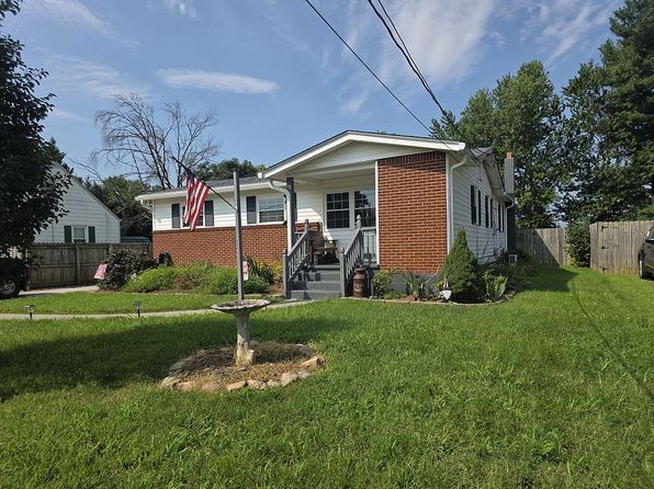 3516 McDaniel Dr