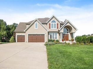 10007 N Crooked Rd, Kansas City, MO 64152