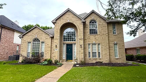 1423 Cool Springs Dr Photo 1