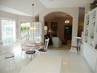 3rd image of 1668 Grangewood Cv