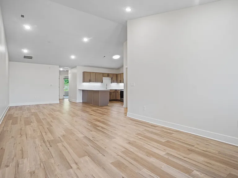 113 Eiche Dr — Photo 29