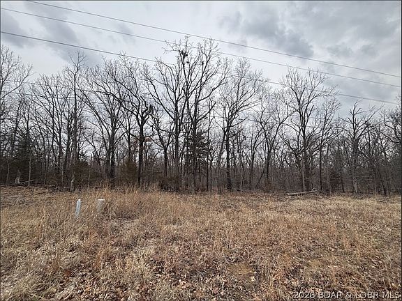 2nd image of 1113 Shawnee Bend Rd