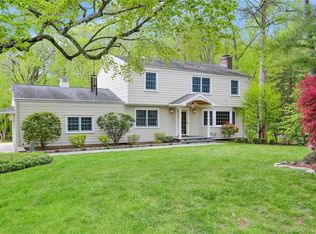 100 Akbar Rd, Stamford, CT 06902