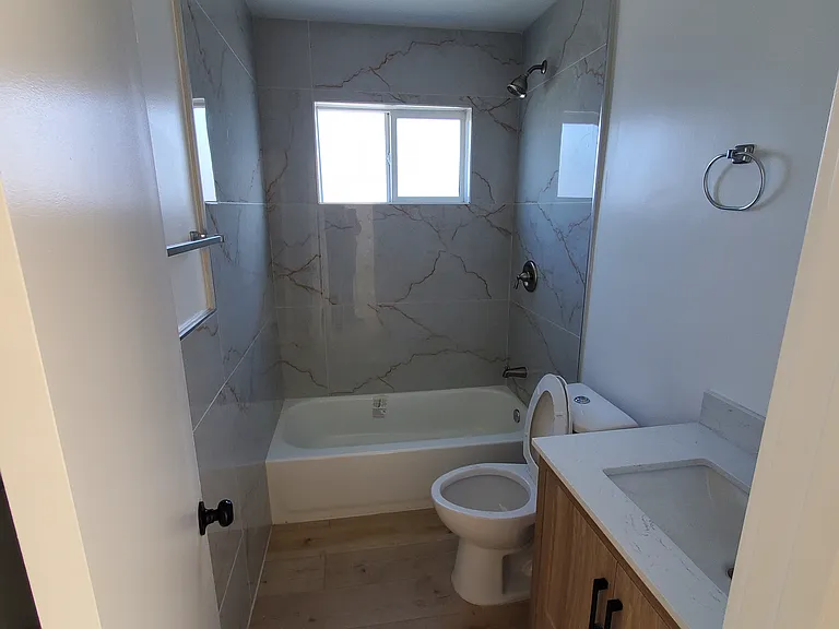 7119 Mountain View Ave #E — Photo 46