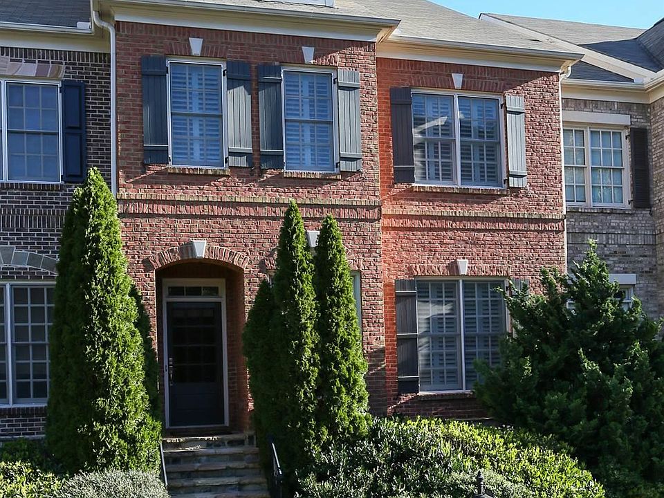 1st image of 592 Parkside Village Way NW #8