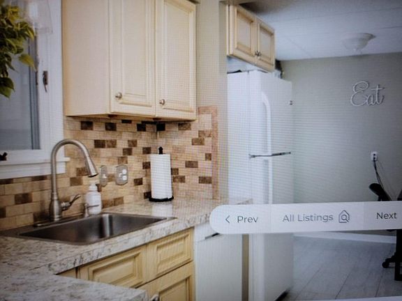 5th image of 1 University Ct