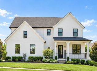 2049 Belsford Dr, Nolensville, TN 37135