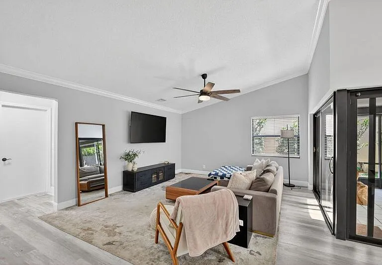 1630 NW 22nd Ave — Photo 11