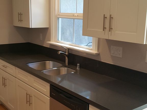 4th image of 7315 Caldus Ave