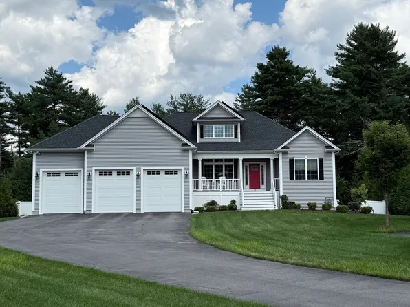 14 Stone Ridge Dr, Seekonk, MA 02771