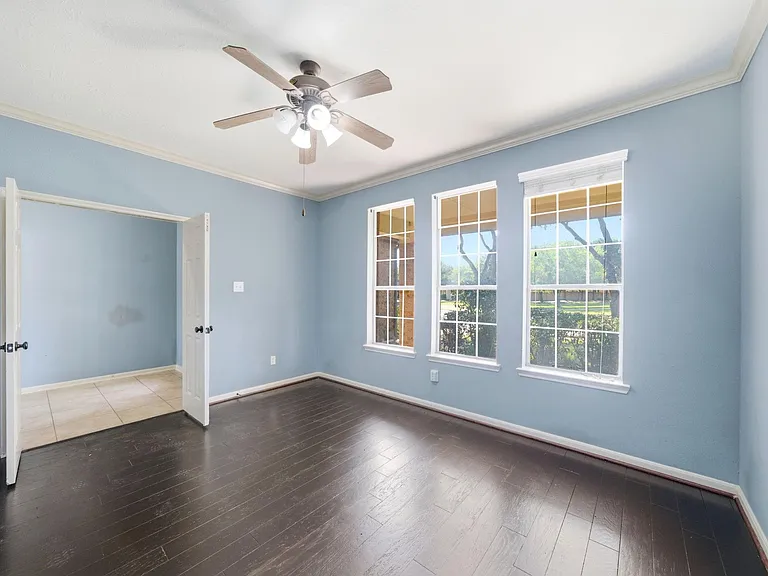 6302 Pepper Hollow Ln — Photo 7