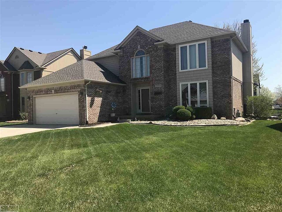 1st image of 30154 Fairfield Dr