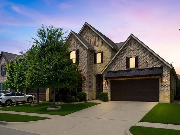 2703 Navarro Trl