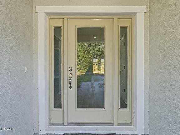 3rd image of 402 Oliver Dr