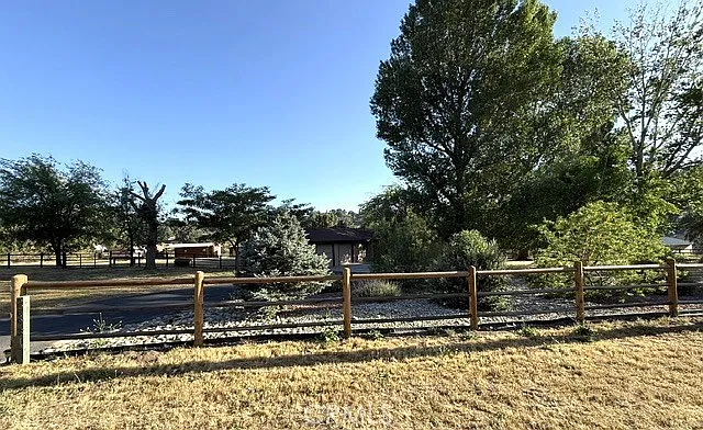 26931 Columbia Way — Photo 9