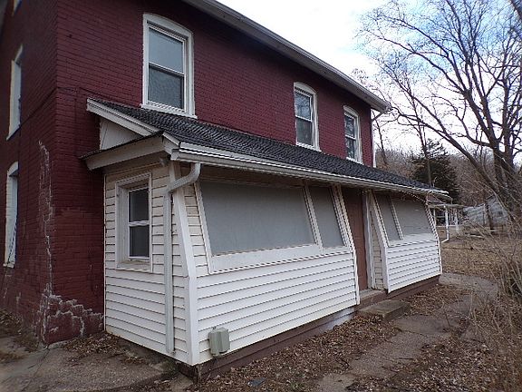 3rd image of 1827 Hershey Ave