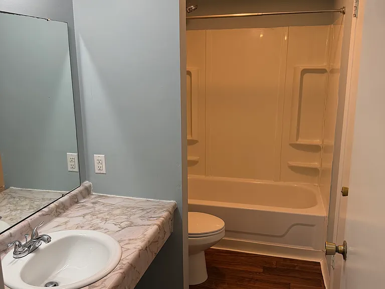 312 Bellford Ct — Photo 13