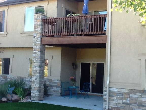 Upper & Lower outside living