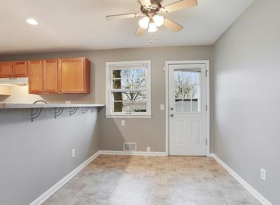5th image of 2905 N 48th St