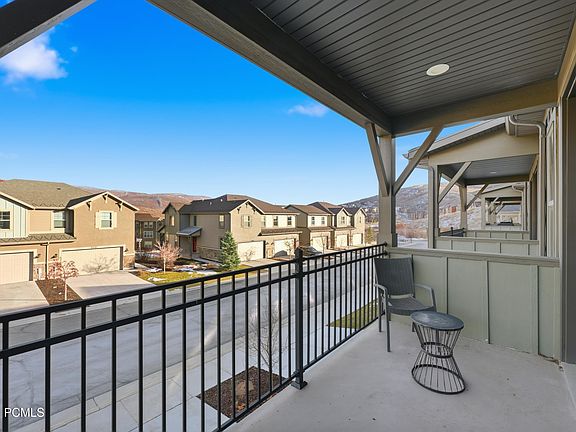 5th image of 1115 W Cattail Ct