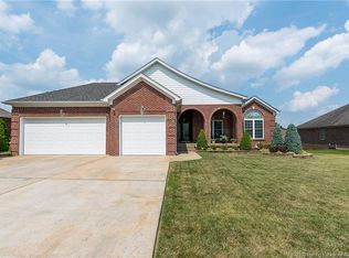 5105 Colin Ct, Sellersburg, IN 47172