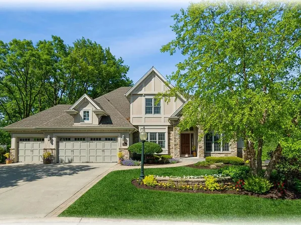 8714 Shady Oak TRAIL, Mount Pleasant, WI 53406