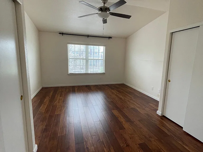8288 S Fillmore Cir — Photo 18