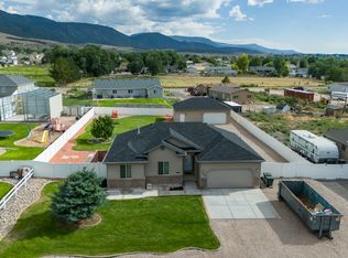 1544 E Highland Trails Rd, Enoch, UT 84721