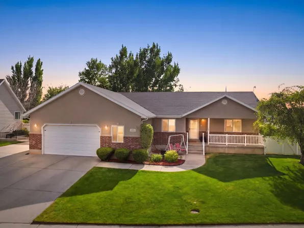 1816 E River Bottom Rd, Springville, UT 84663