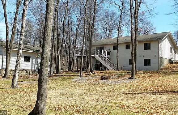 3rd image of 11852 Maplewood Dr