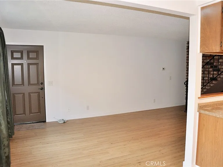 1189 W Sierra Madre Ave — Photo 9