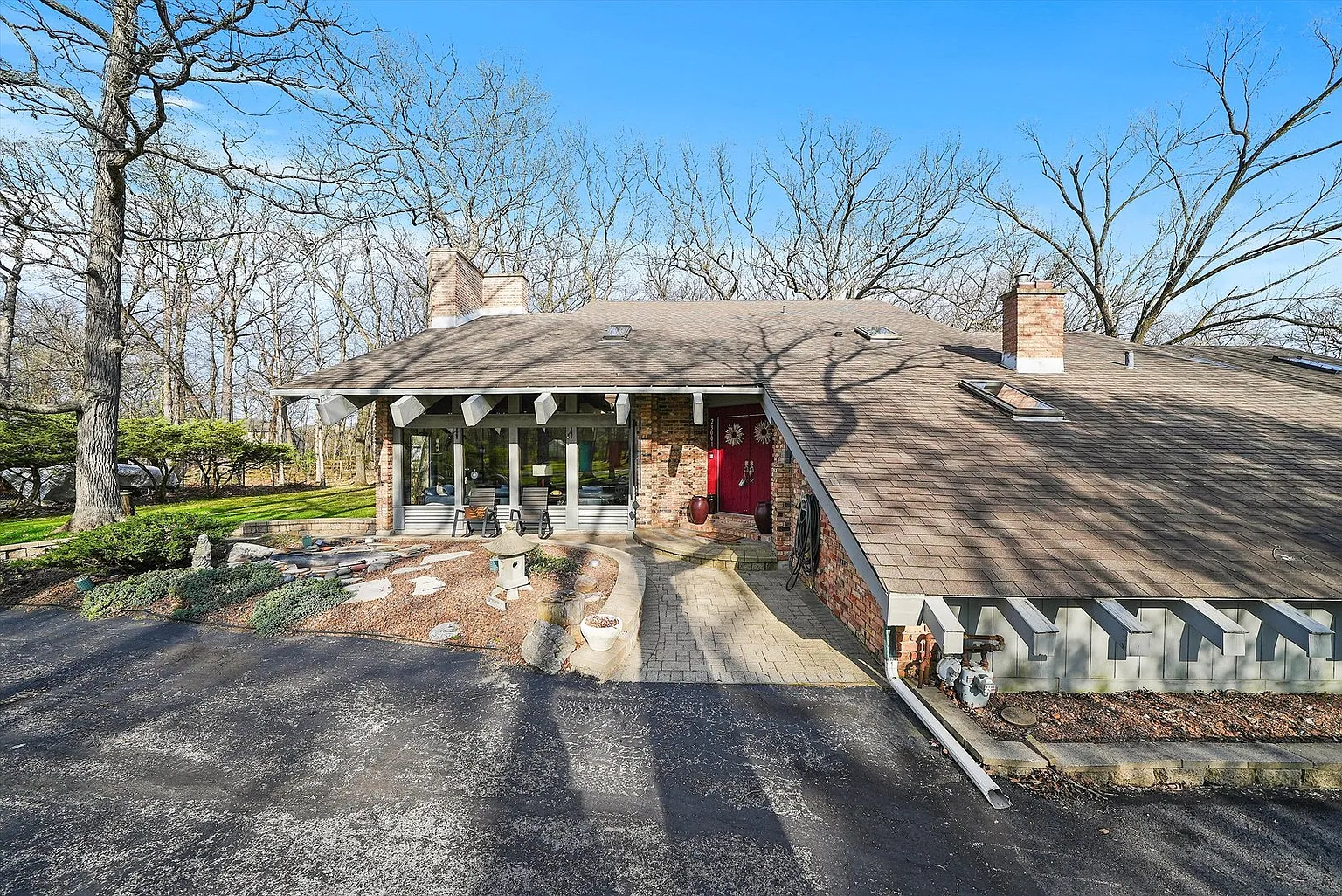 23001 Shagbark Ln photo 1
