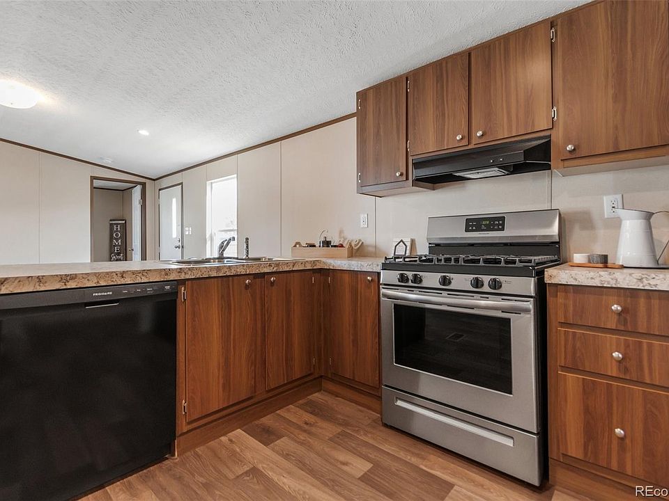 1st image of 720 4th Street LOT 27