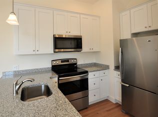 877 Beacon St #42, Boston, MA 02215