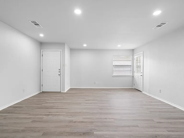 Skyline Duplexes — Photo 8
