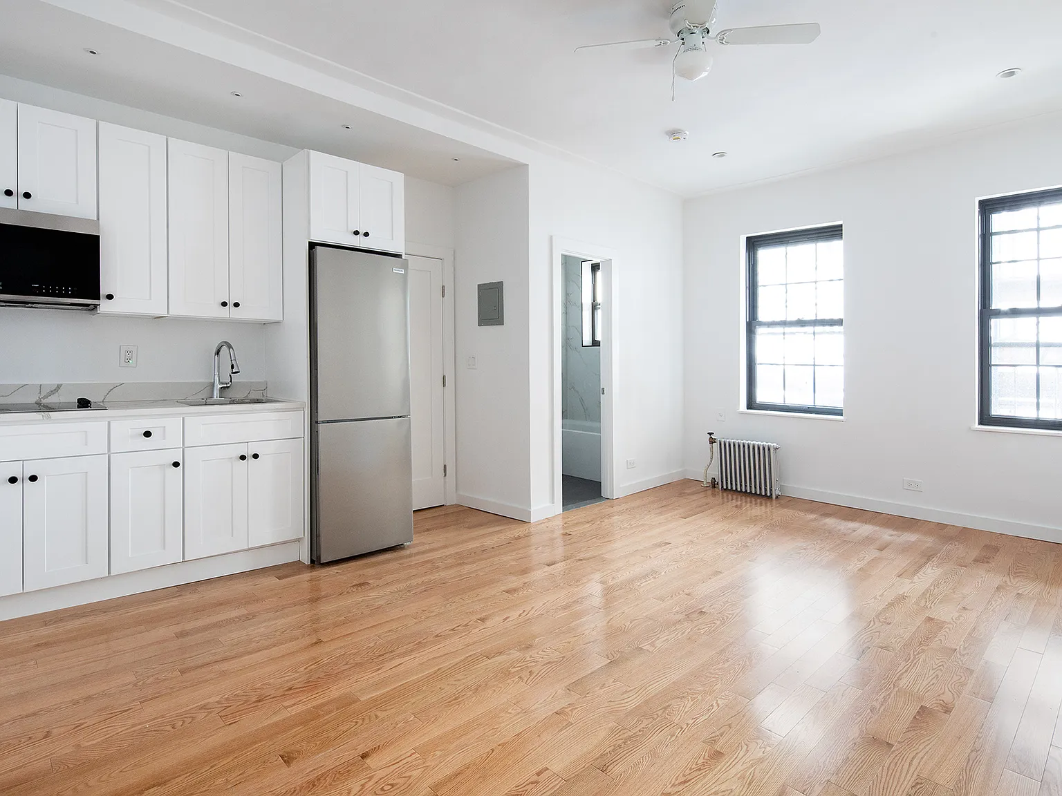 172 Fifth Avenue — Photo 3