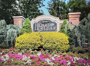 8 Redspire Dr, Union, NJ 07083
