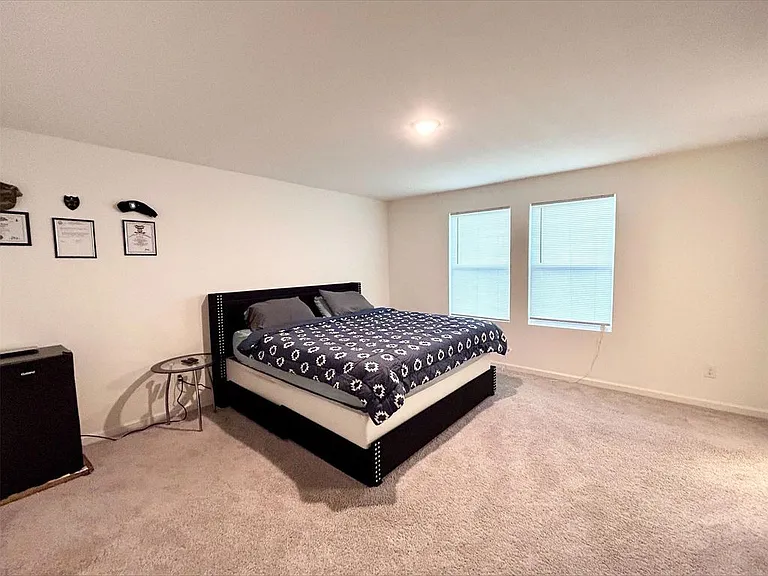 506 Valley View Dr — Photo 11