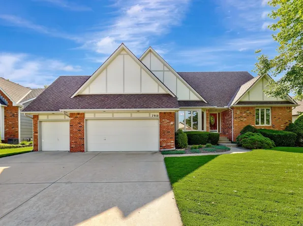 7910 W Meadow Pass Cir, Wichita, KS 67205