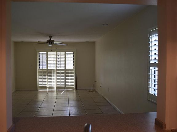 4th image of 130 Kristi Dr #0