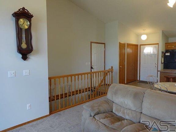 2nd image of 1204 E Northstar Ln